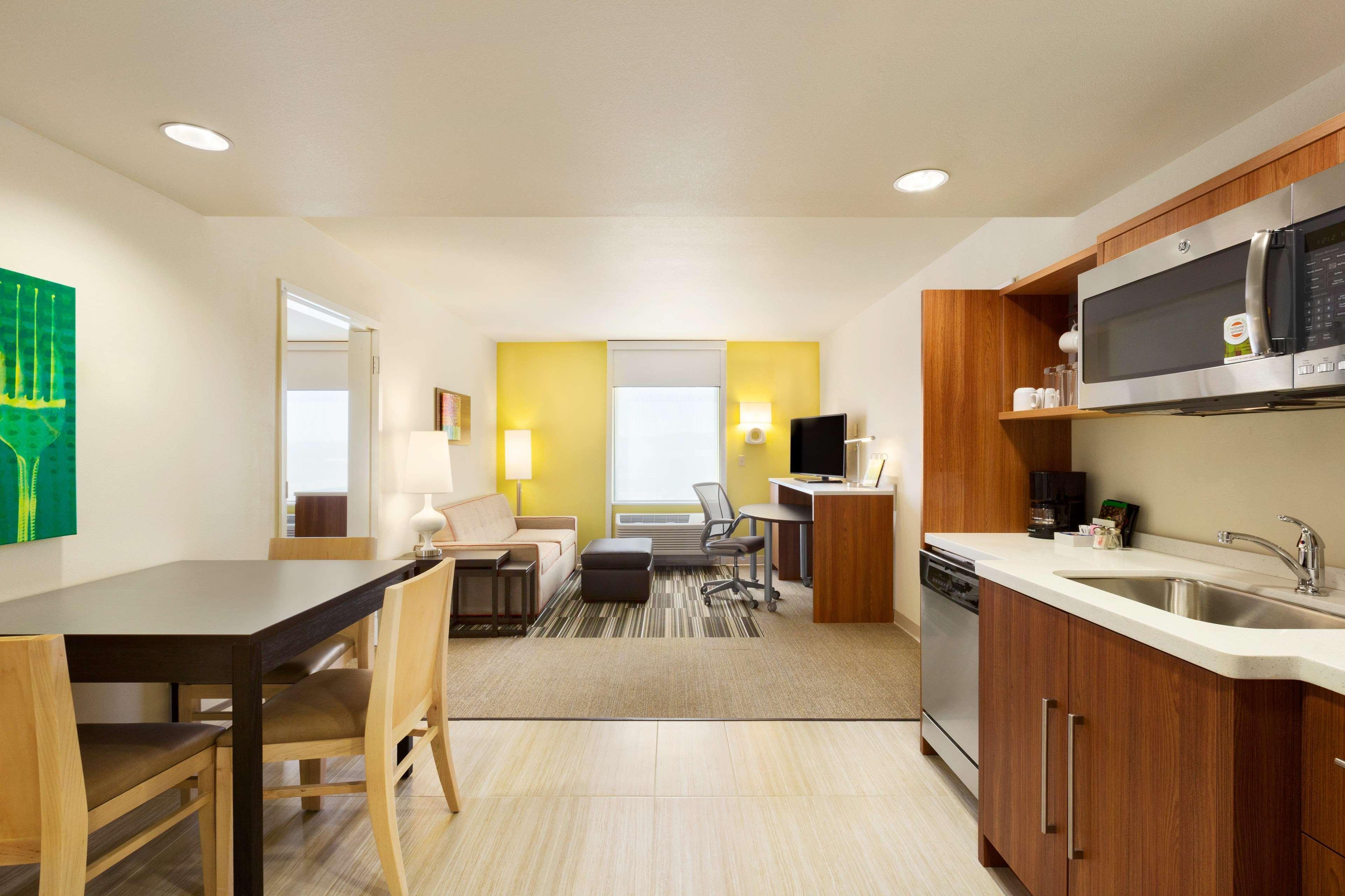 Home2 Suites By Hilton Farmington/Bloomfield Екстериор снимка