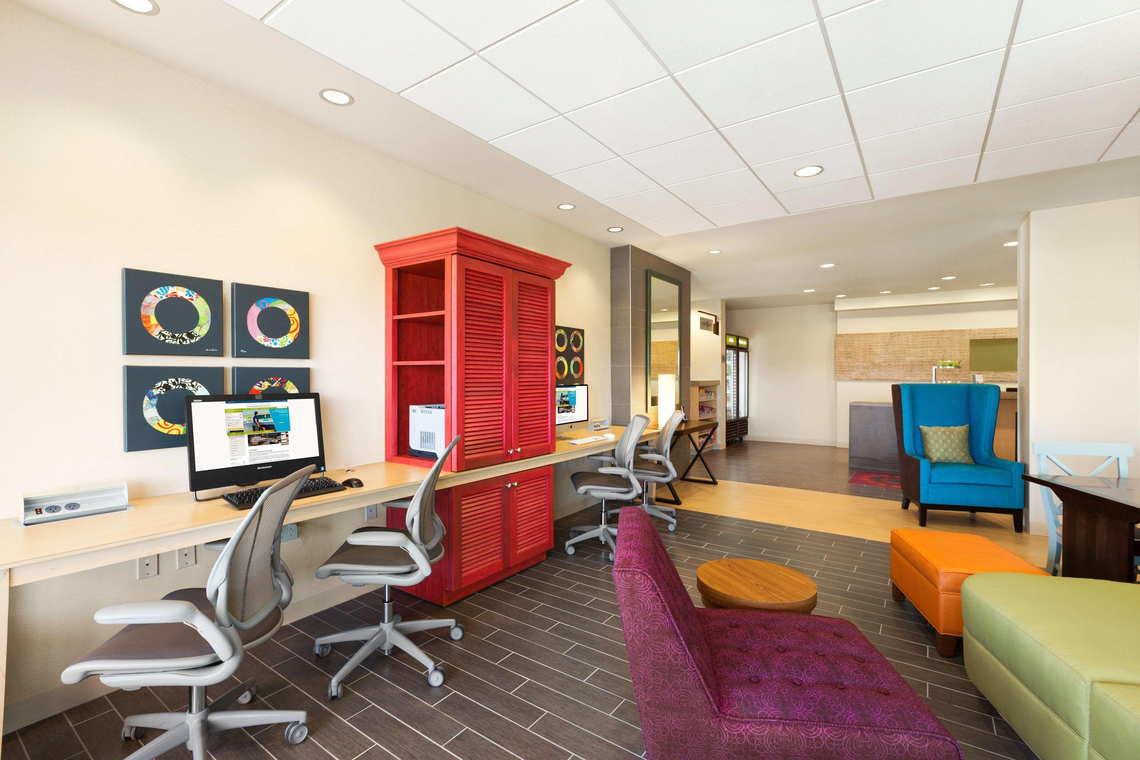Home2 Suites By Hilton Farmington/Bloomfield Екстериор снимка